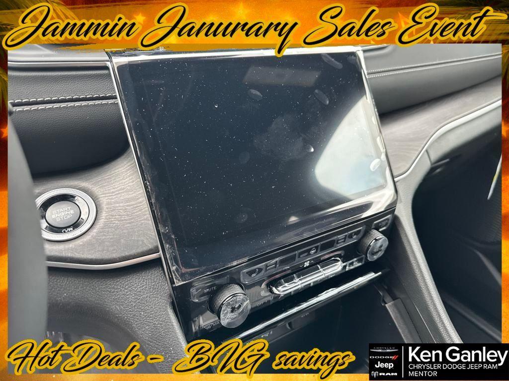 new 2025 Jeep Grand Cherokee L car, priced at $44,919