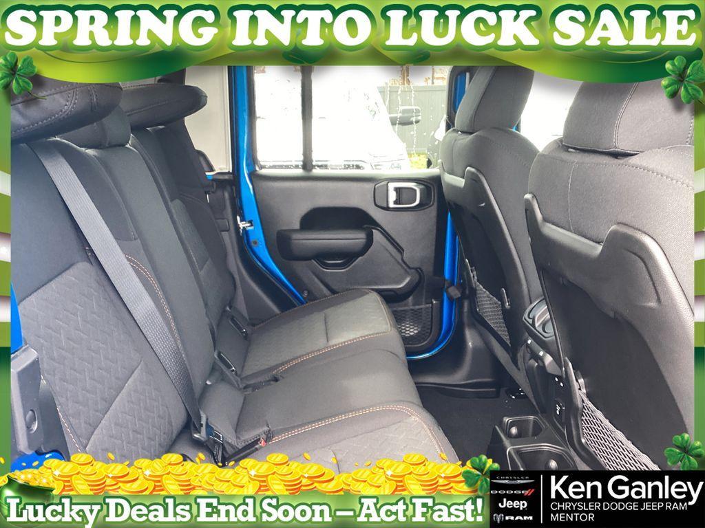 new 2026 Jeep Gladiator car, priced at $53,630