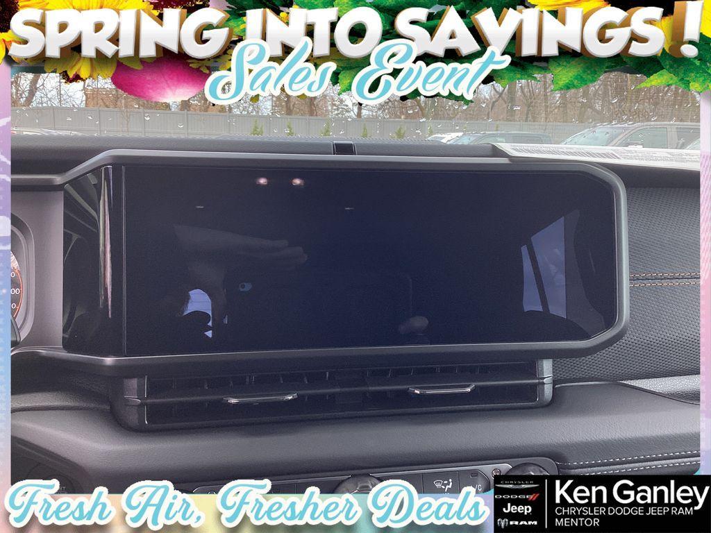 new 2026 Jeep Gladiator car, priced at $54,380