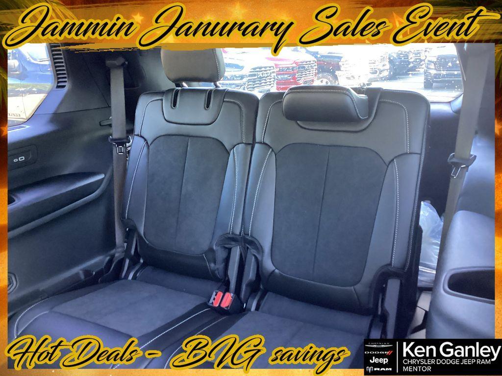 new 2025 Jeep Grand Cherokee L car, priced at $40,264