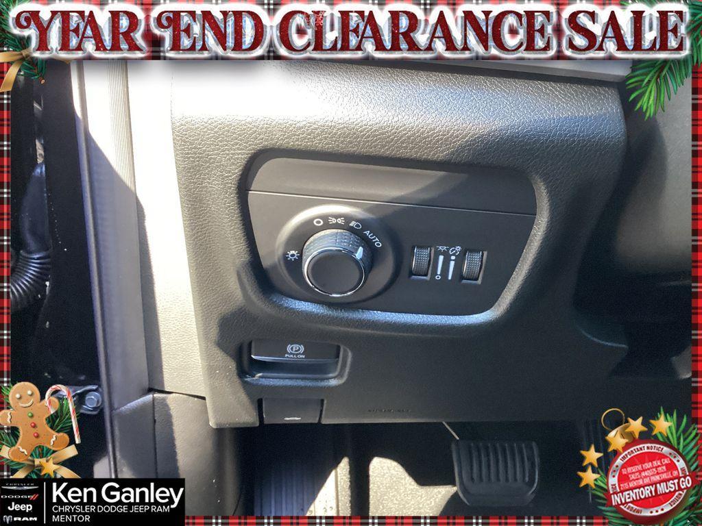 new 2025 Jeep Grand Cherokee L car, priced at $41,014