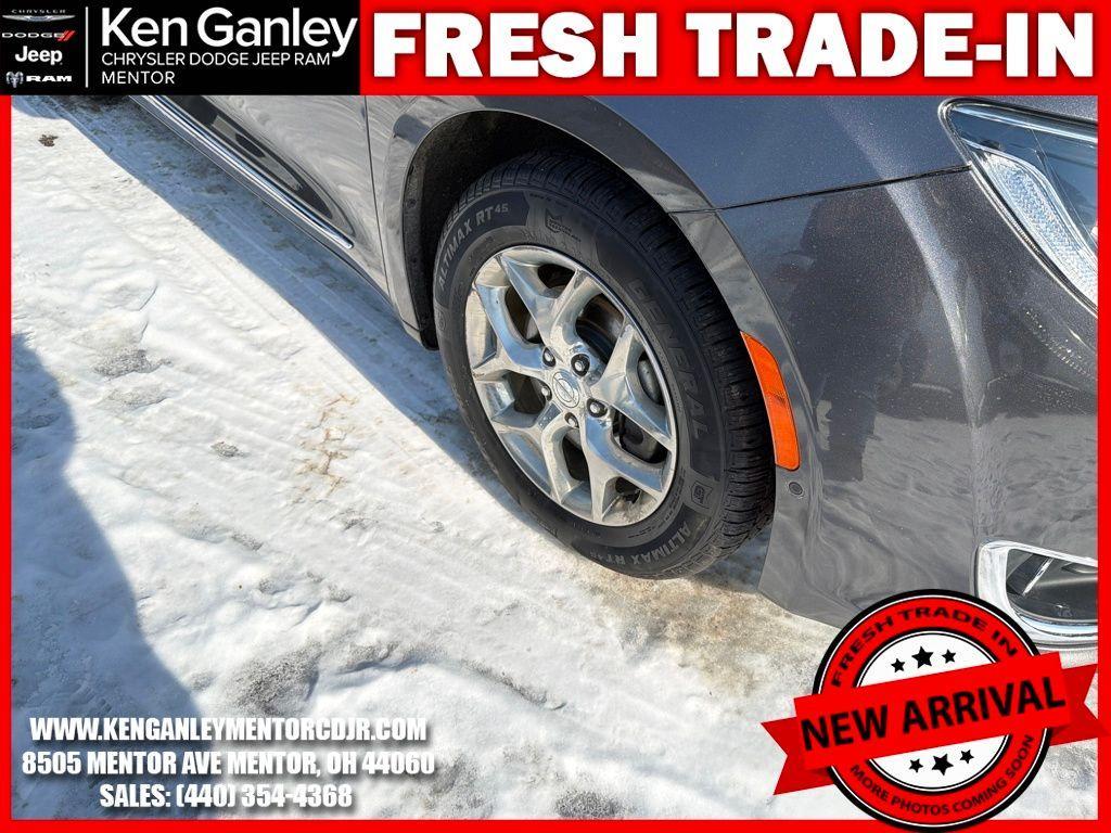 used 2019 Chrysler Pacifica car, priced at $18,550