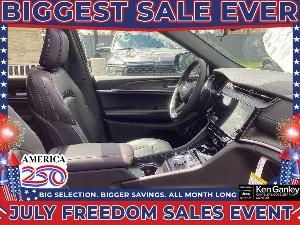 new 2026 Jeep Grand Cherokee car, priced at $44,892