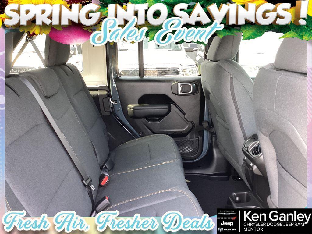 new 2026 Jeep Wrangler car, priced at $46,220