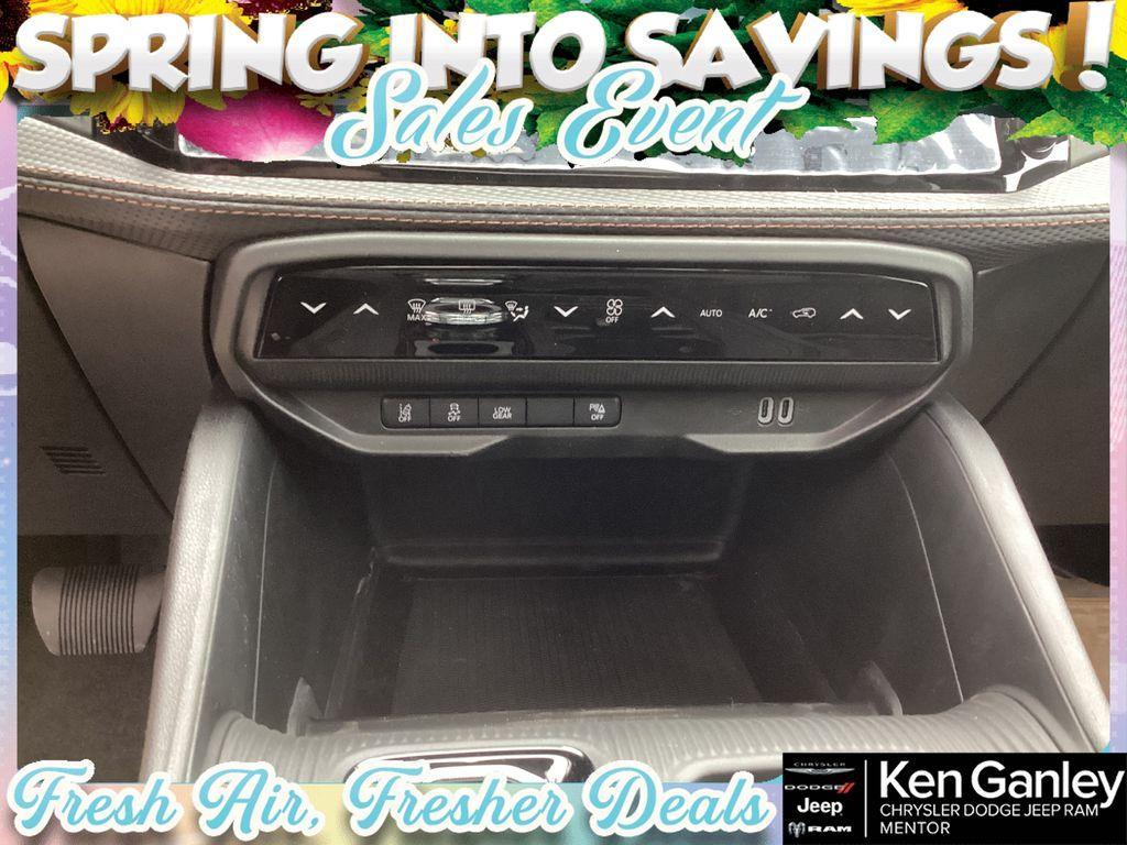 new 2026 Jeep Cherokee car, priced at $45,510