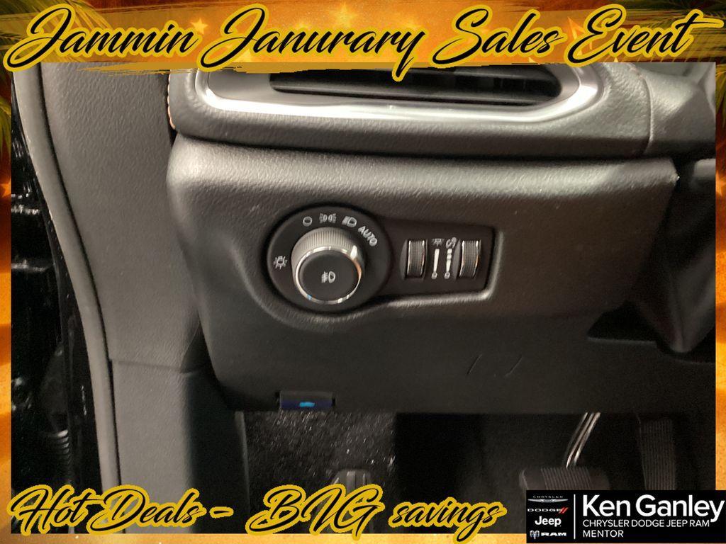 new 2026 Chrysler Pacifica car, priced at $53,512