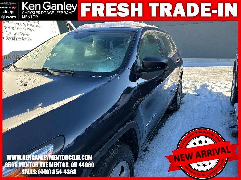 used 2014 Jeep Cherokee car, priced at $6,700