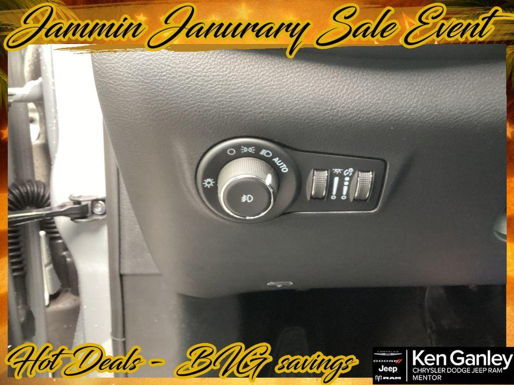 new 2026 Jeep Compass car, priced at $33,286