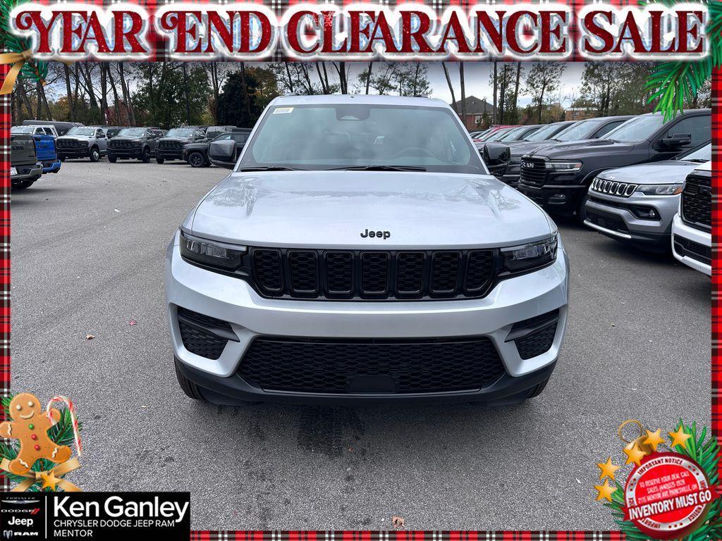 new 2025 Jeep Grand Cherokee car, priced at $37,858