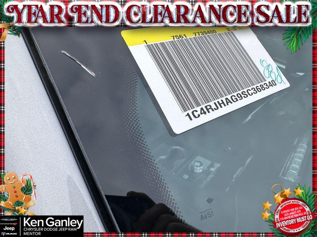 new 2025 Jeep Grand Cherokee car, priced at $37,858