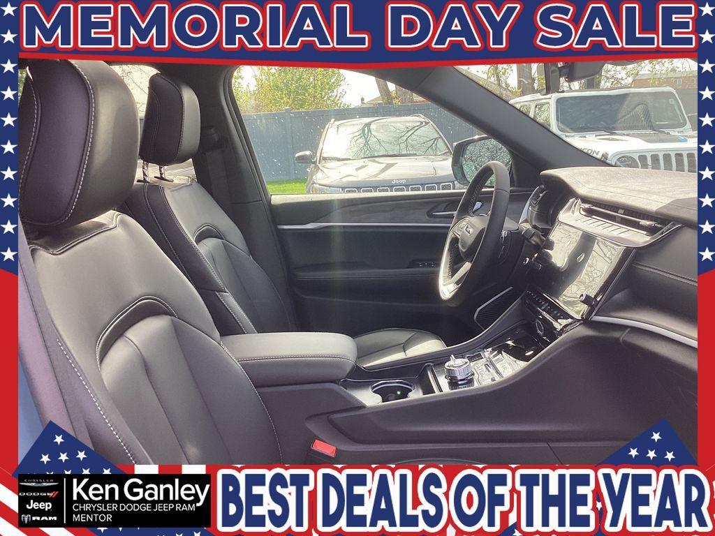 new 2026 Jeep Grand Cherokee car, priced at $45,197