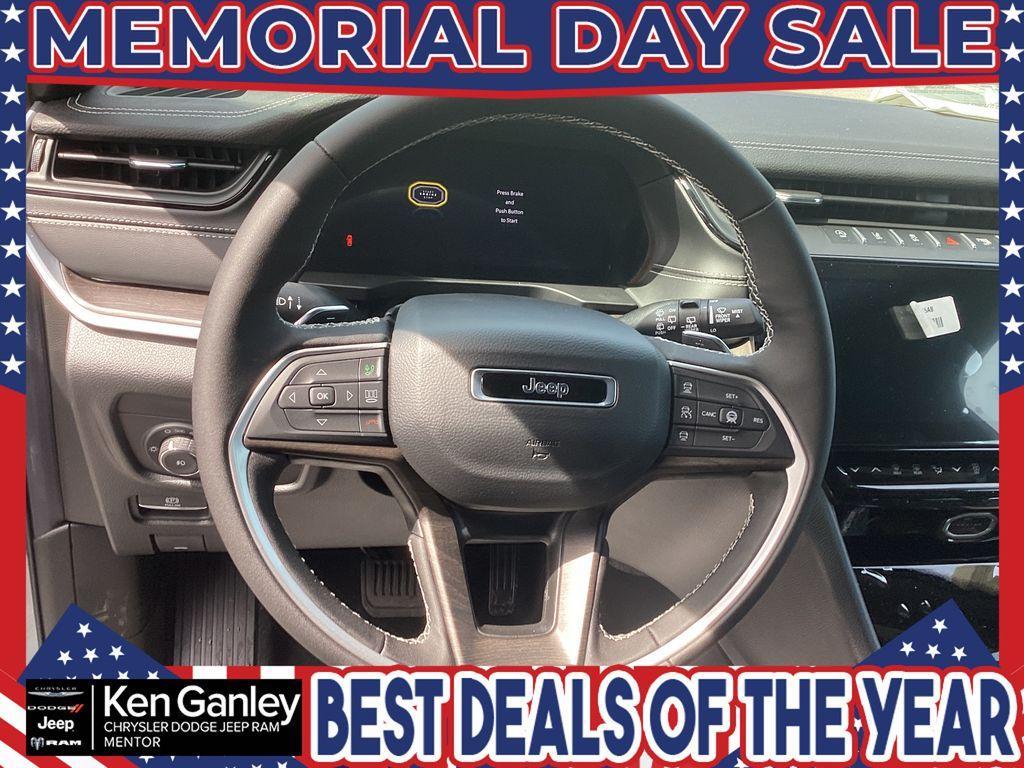 new 2026 Jeep Grand Cherokee car, priced at $45,197