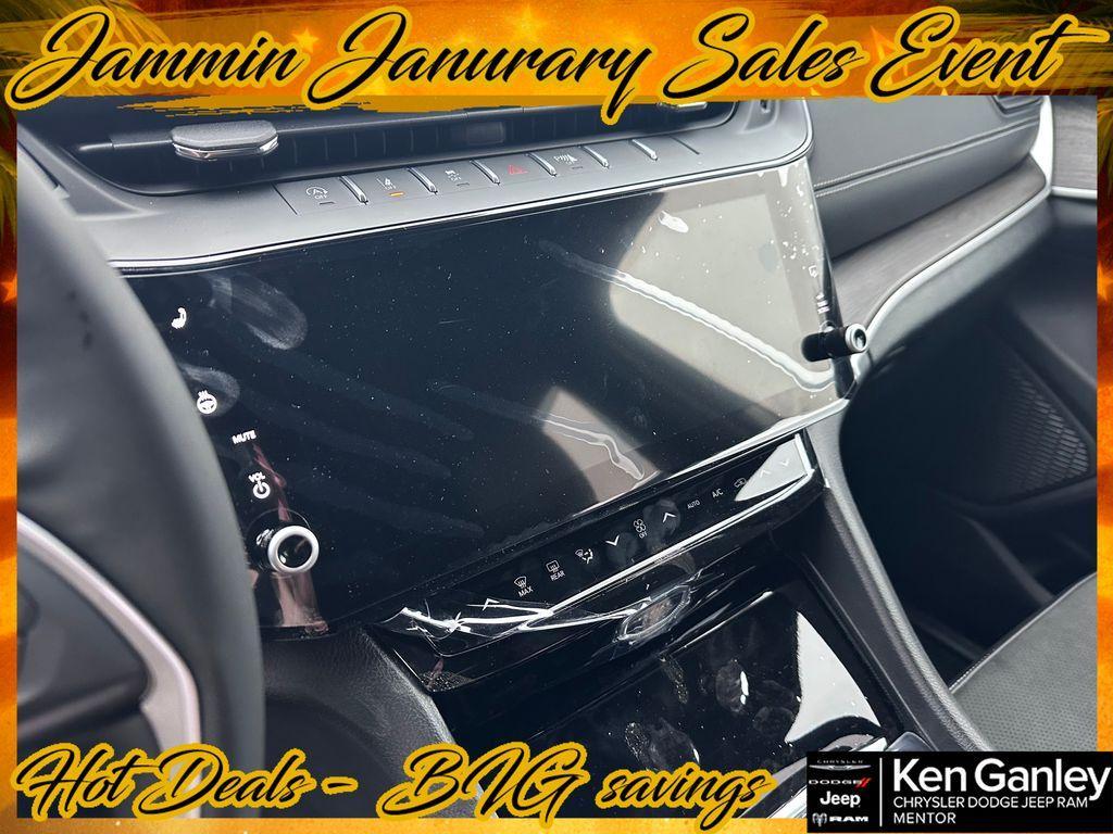 new 2026 Jeep Grand Cherokee car, priced at $42,499