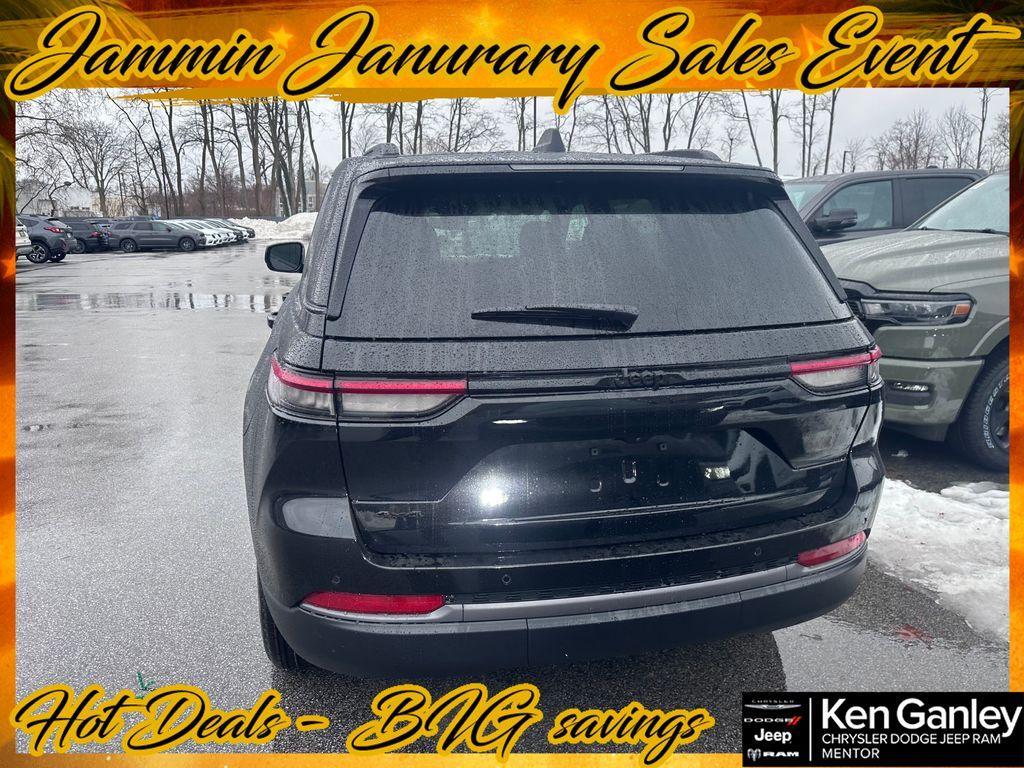 new 2026 Jeep Grand Cherokee car, priced at $43,094