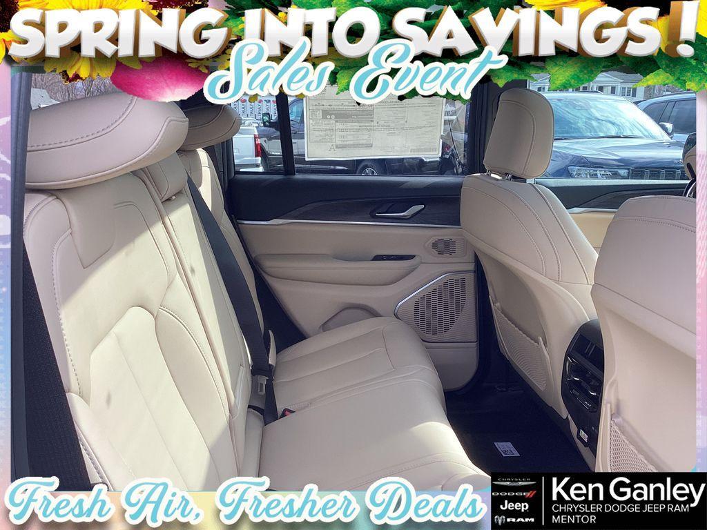 new 2026 Jeep Grand Cherokee car, priced at $46,853