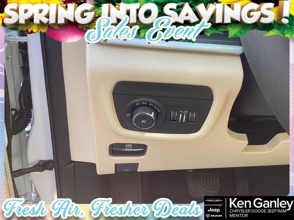 new 2026 Jeep Grand Cherokee car, priced at $46,853