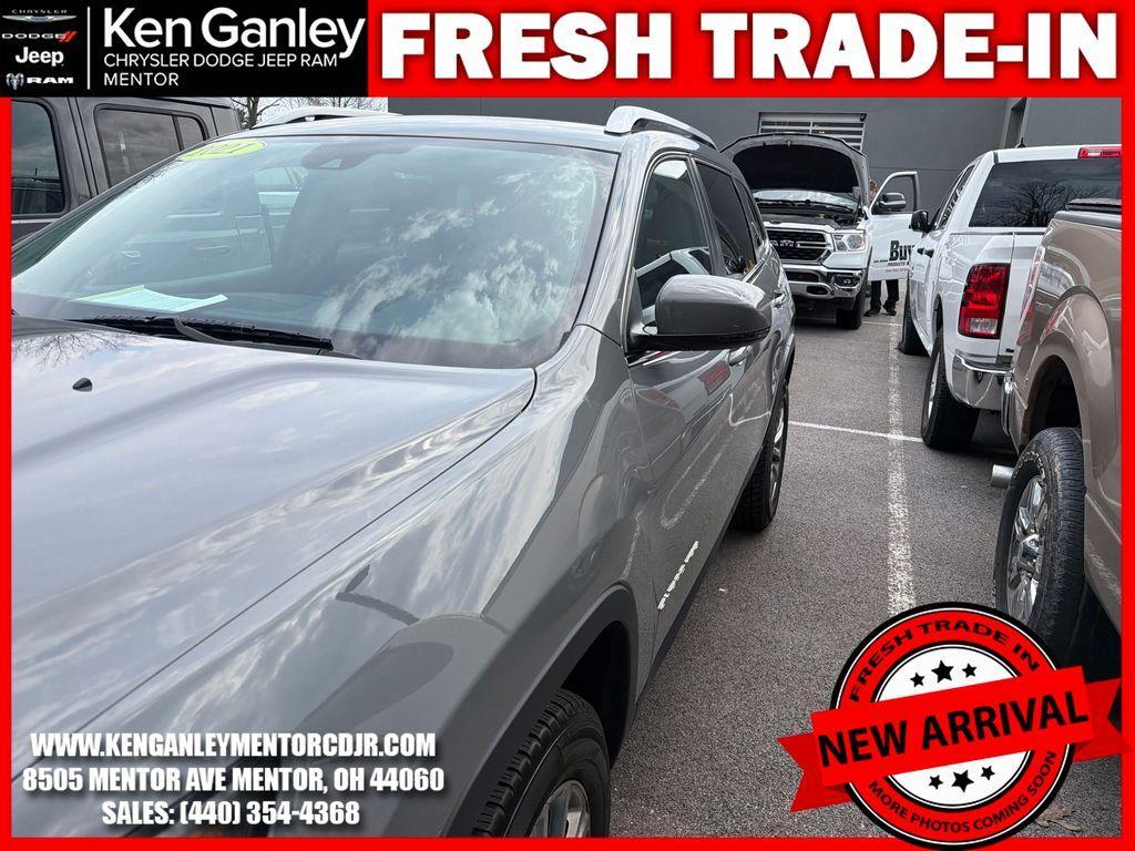 used 2021 Jeep Cherokee car, priced at $22,900