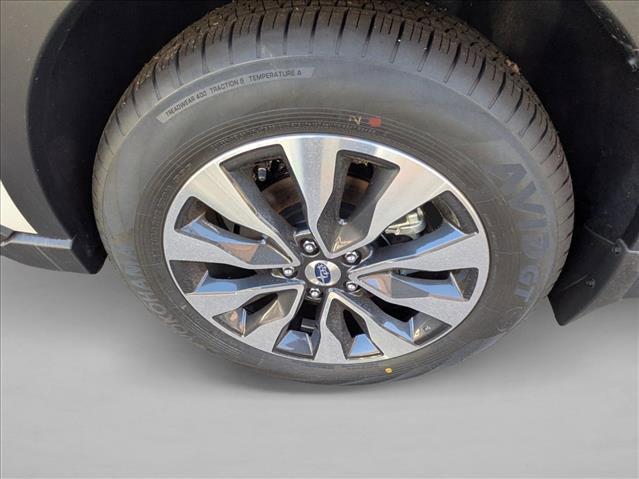 used 2025 Subaru Outback car, priced at $33,000