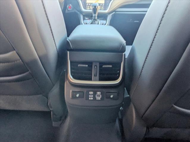 used 2025 Subaru Outback car, priced at $33,000