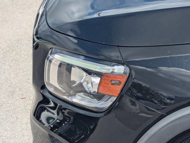 used 2021 Mercedes-Benz GLB 250 car, priced at $22,492