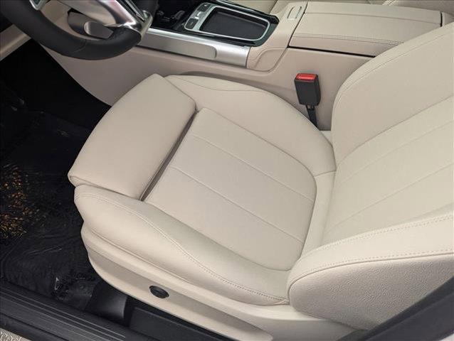new 2026 Mercedes-Benz GLB 250 car, priced at $48,179