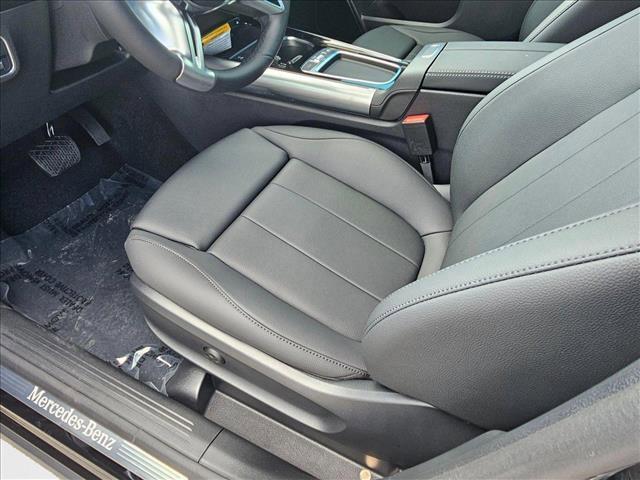 new 2025 Mercedes-Benz GLA 250 car, priced at $45,845