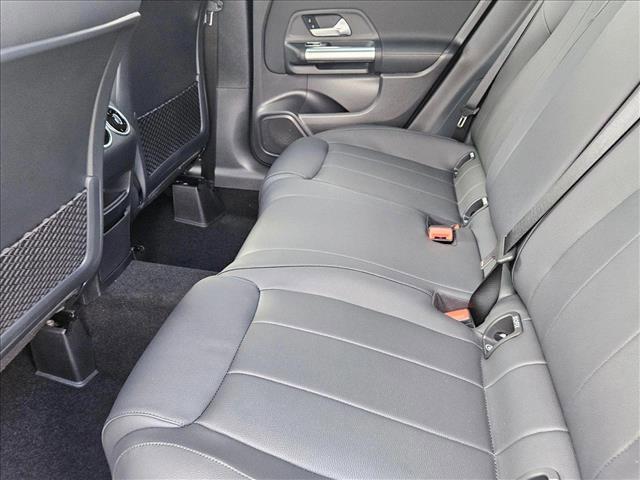 new 2025 Mercedes-Benz GLA 250 car, priced at $45,845