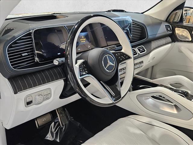 new 2026 Mercedes-Benz Maybach GLS 600 car, priced at $226,979