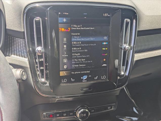 used 2022 Volvo XC40 car, priced at $25,744