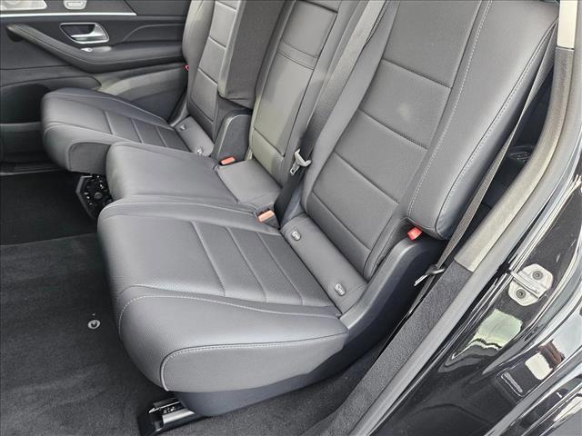 new 2026 Mercedes-Benz GLS 450 car, priced at $100,214