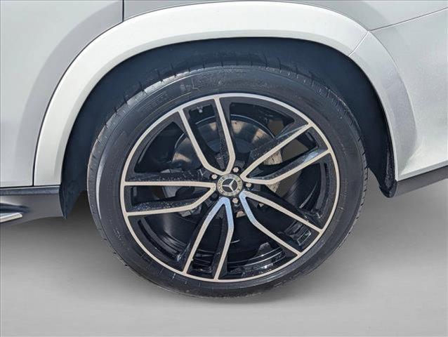 new 2026 Mercedes-Benz GLS 580 car, priced at $125,325