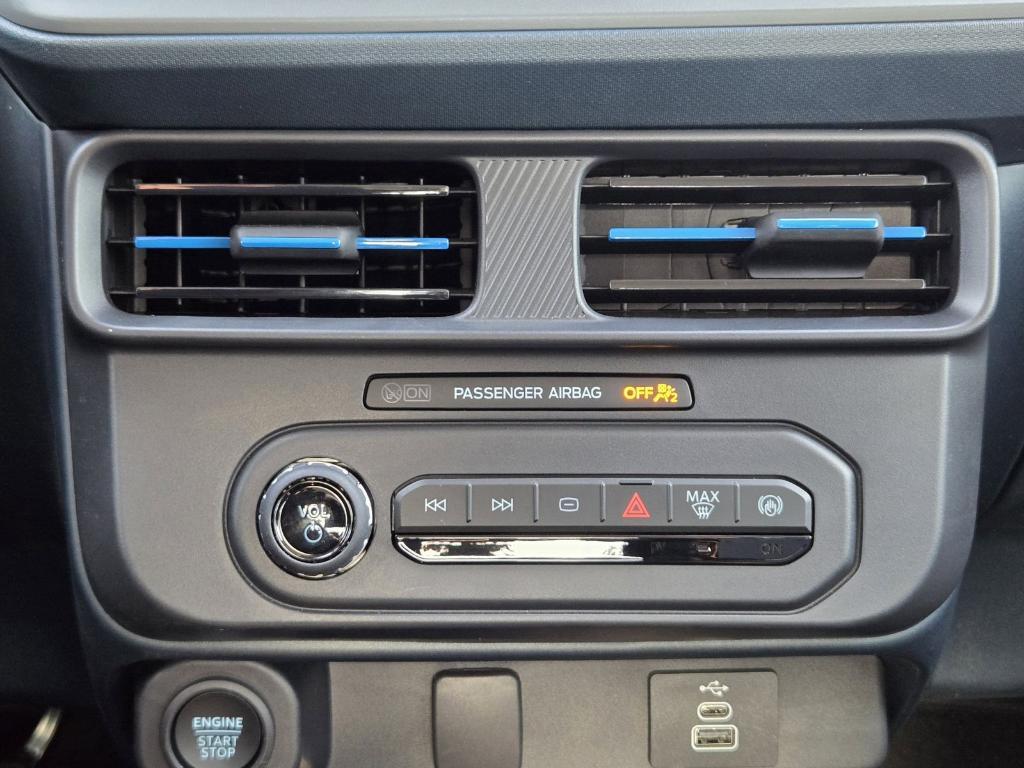 new 2025 Ford Maverick car, priced at $35,625