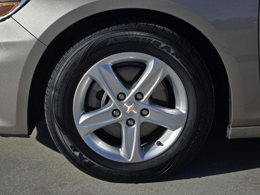 used 2024 Chevrolet Malibu car, priced at $16,568