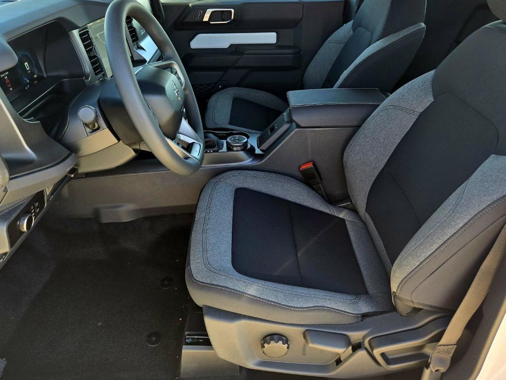 new 2025 Ford Bronco car, priced at $37,001
