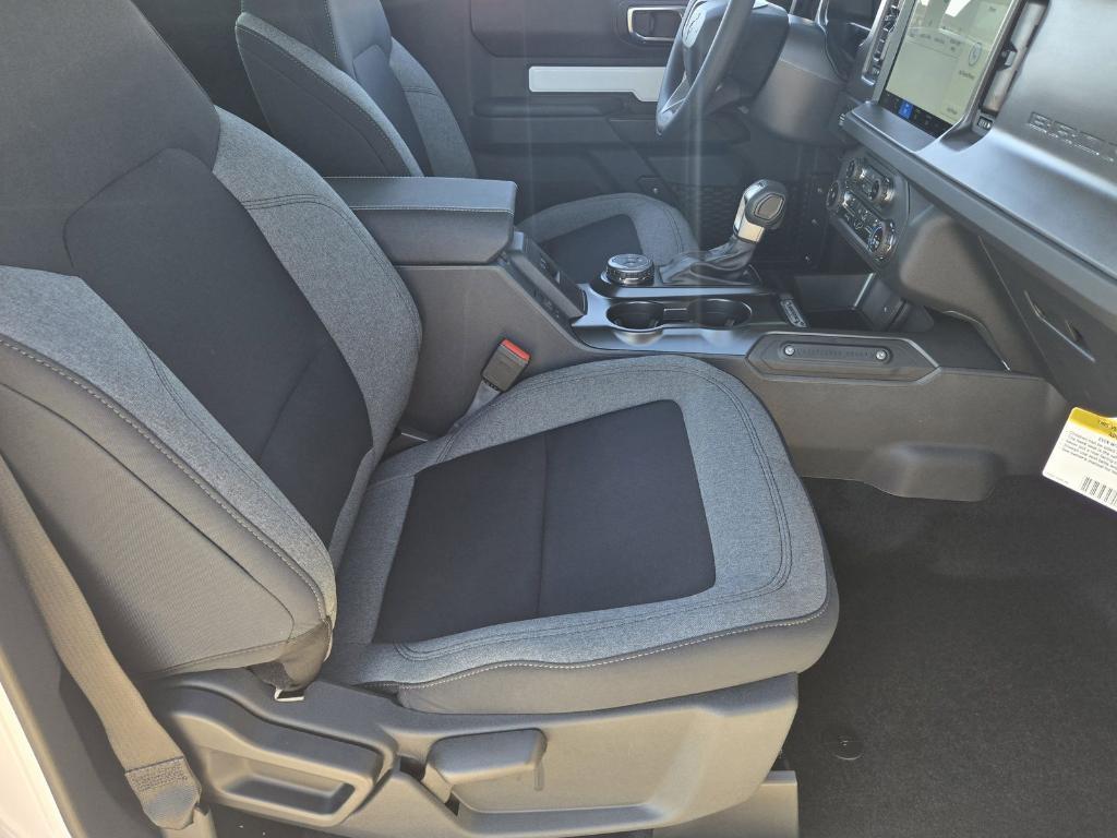 new 2025 Ford Bronco car, priced at $37,001