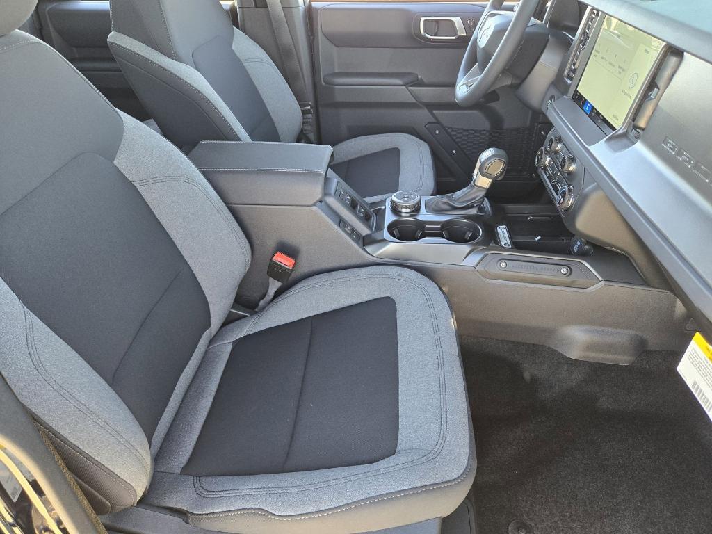 new 2025 Ford Bronco car, priced at $39,713