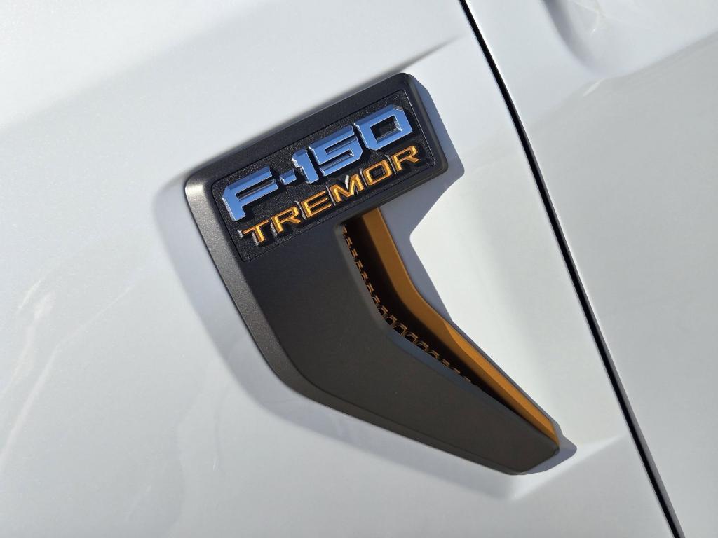 new 2025 Ford F-150 car, priced at $78,299
