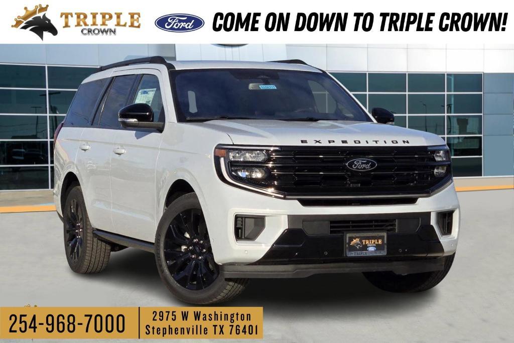 new 2025 Ford Expedition car, priced at $73,684