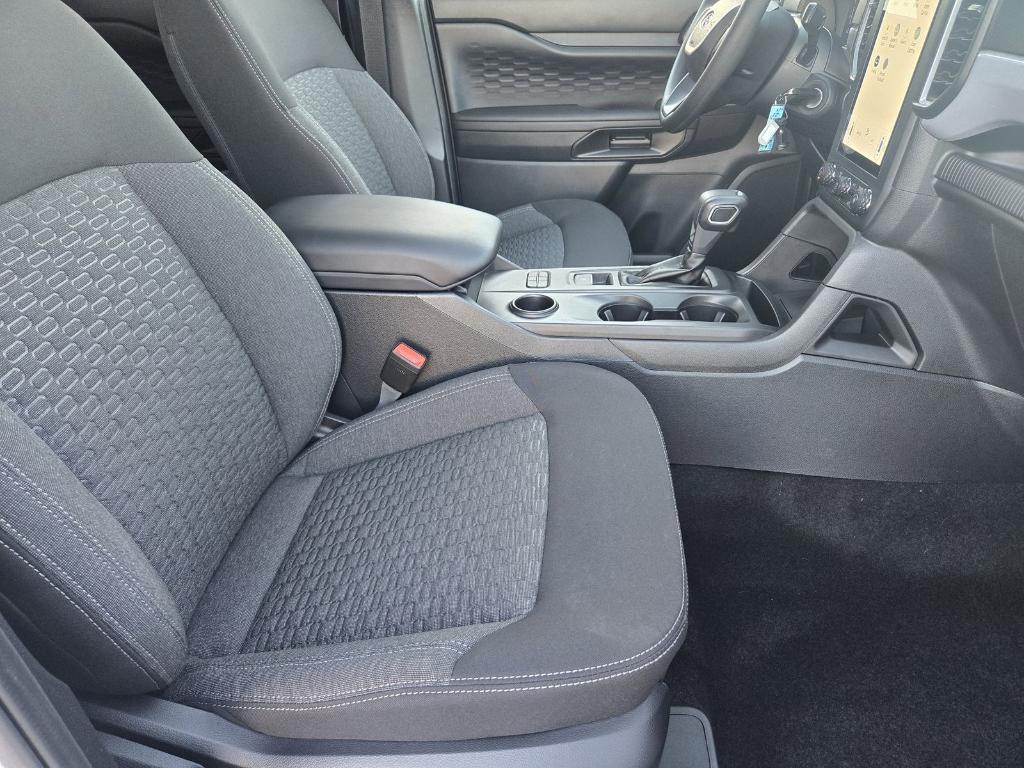 new 2025 Ford Ranger car, priced at $33,566