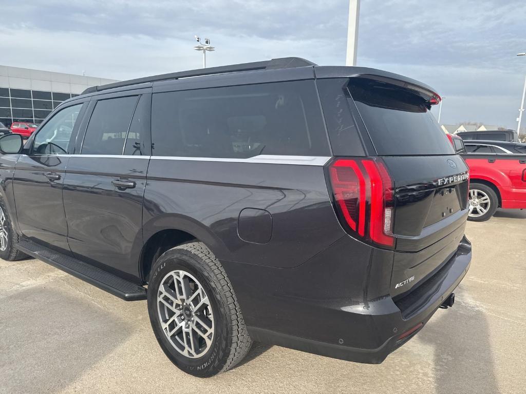used 2025 Ford Expedition Max car, priced at $57,956