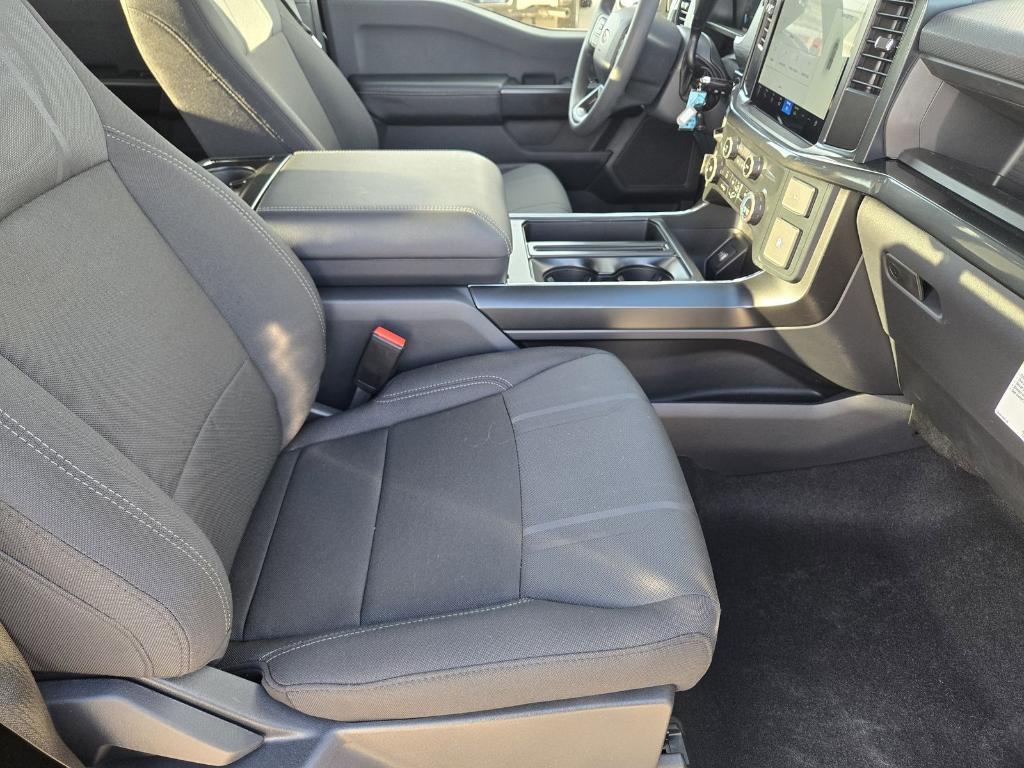 new 2026 Ford F-150 car, priced at $51,370