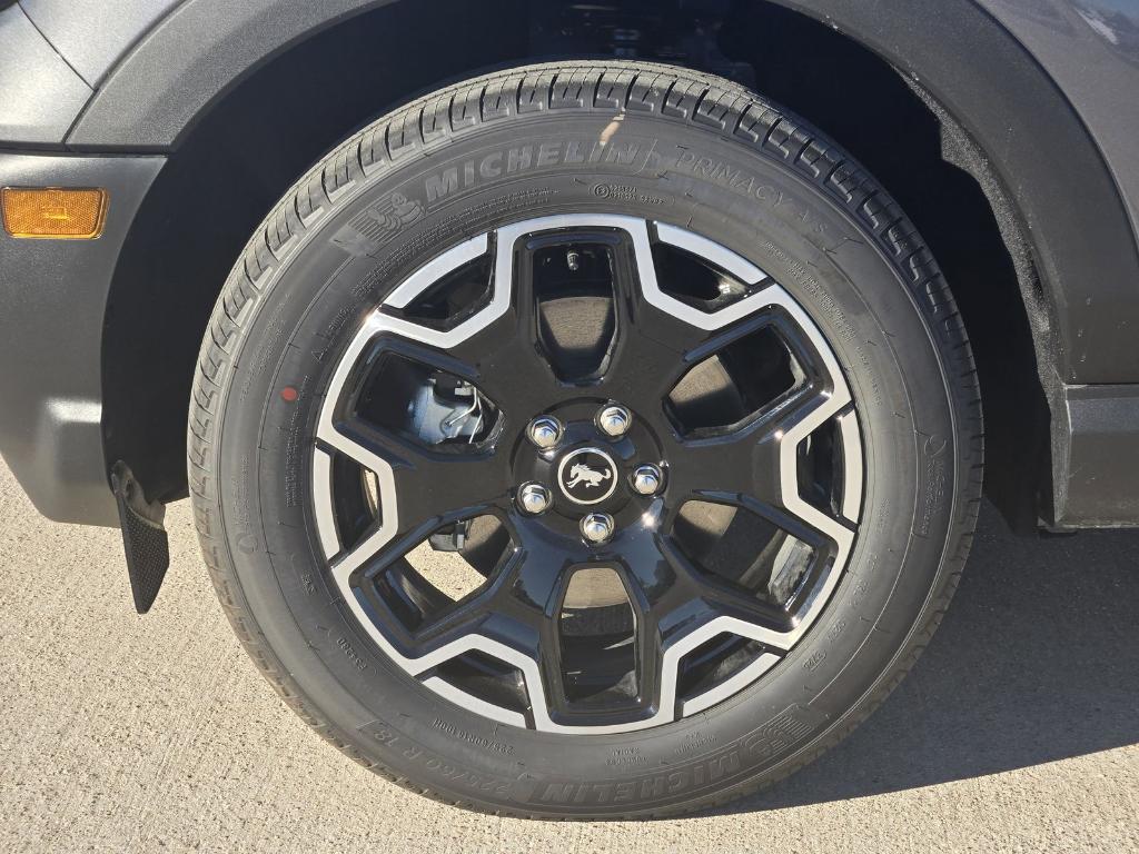 new 2025 Ford Bronco Sport car, priced at $35,461