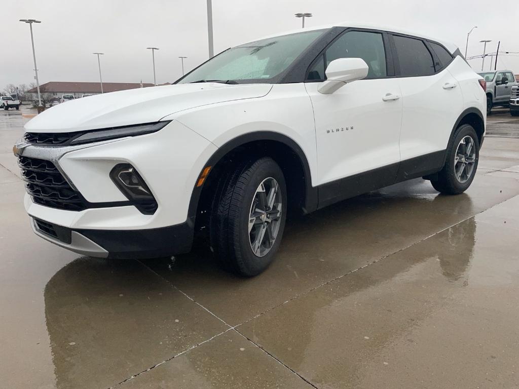 used 2025 Chevrolet Blazer car, priced at $24,944