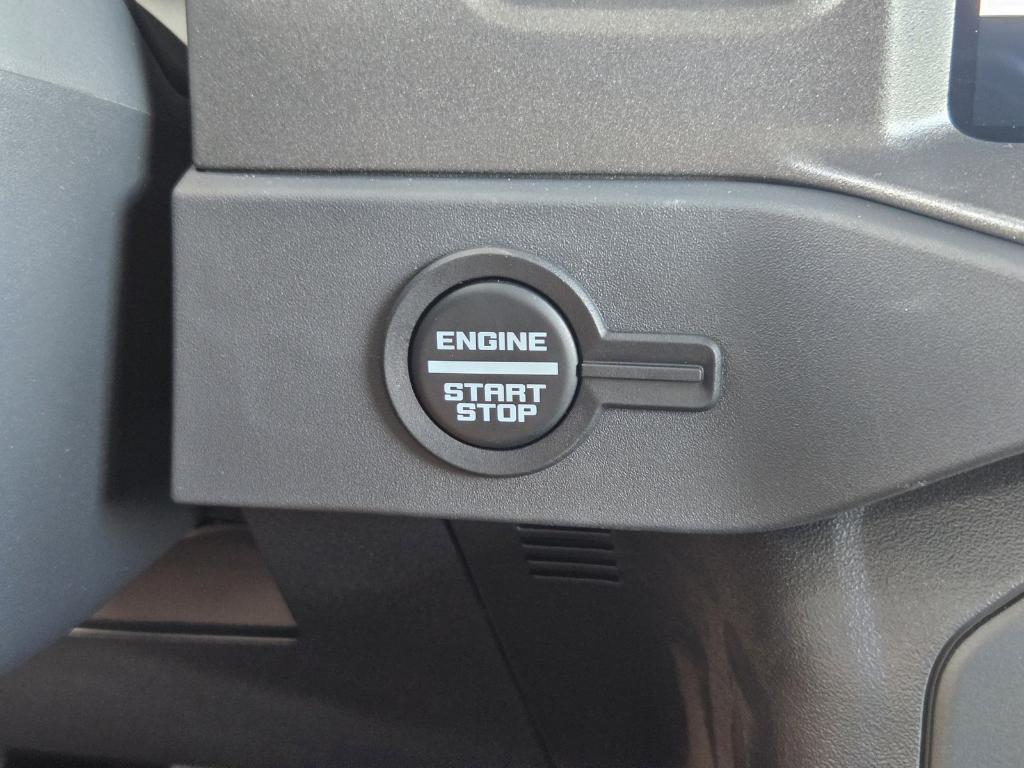 new 2025 Ford Bronco car, priced at $42,535