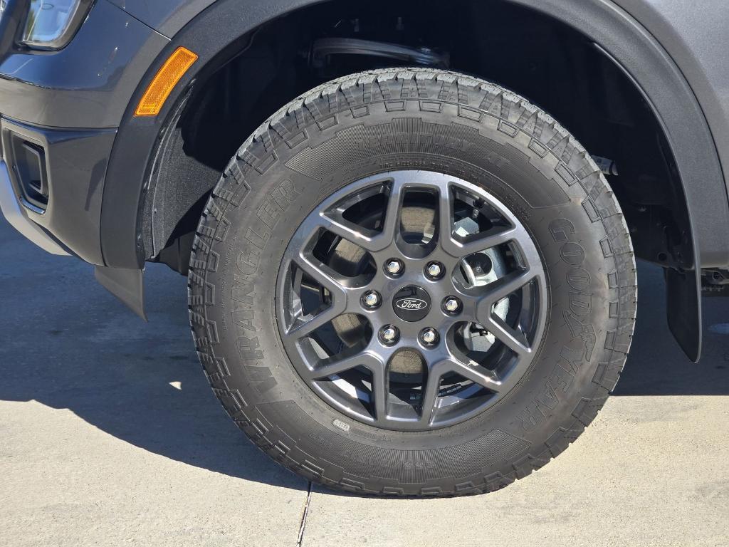 new 2025 Ford Ranger car, priced at $41,352