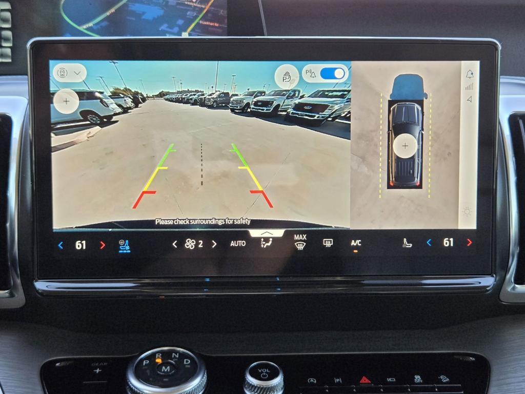 new 2025 Ford Expedition car, priced at $74,605