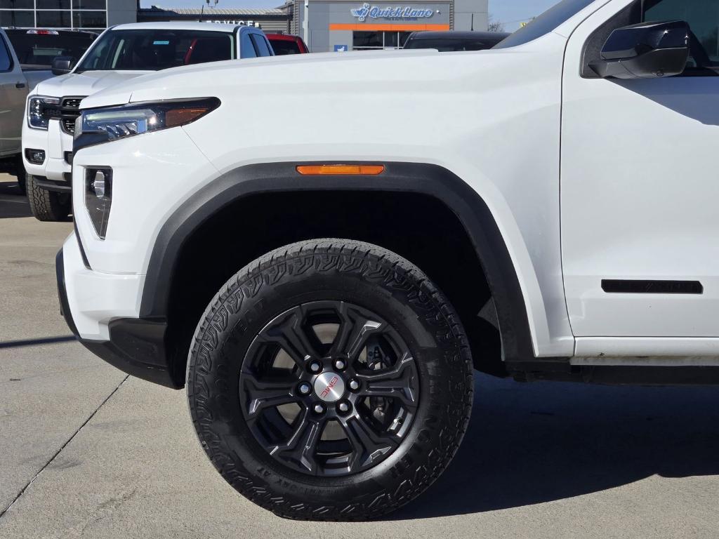 used 2024 GMC Canyon car, priced at $33,181