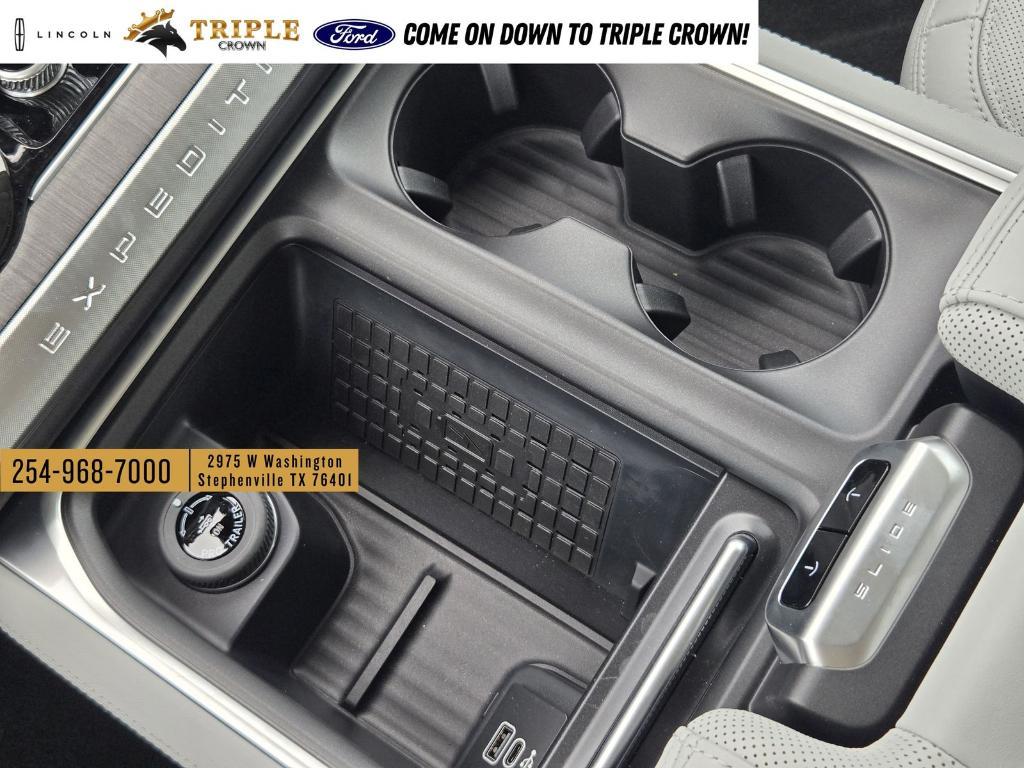 new 2025 Ford Expedition car, priced at $83,484