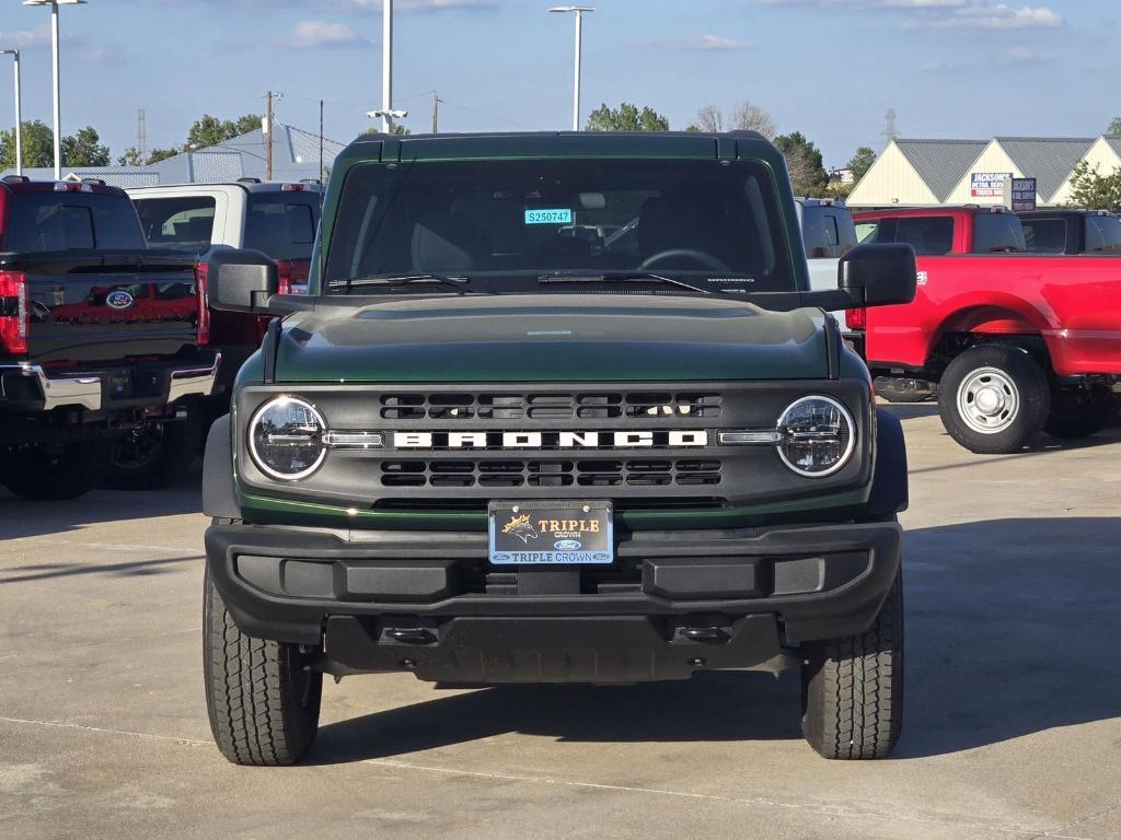 new 2025 Ford Bronco car, priced at $41,762