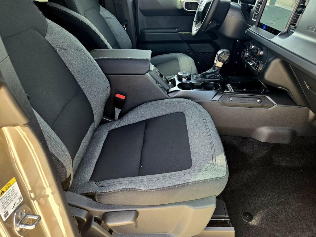 new 2025 Ford Bronco car, priced at $41,762